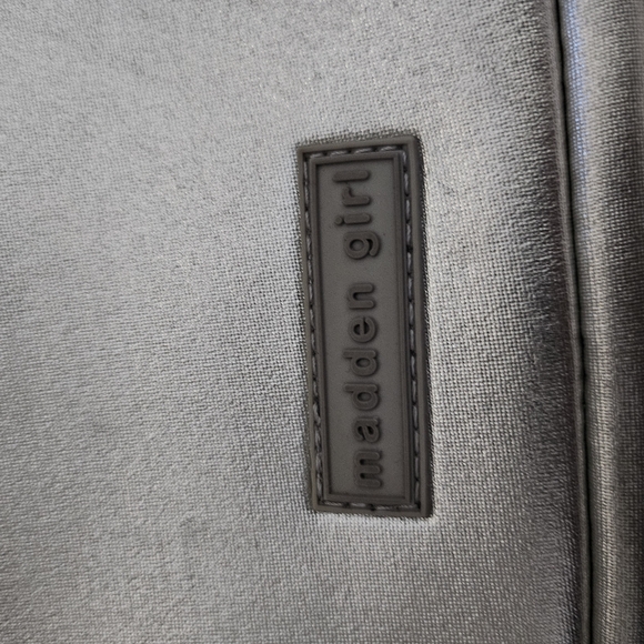 Modern Silver Backpack Set - Picture 2 of 3